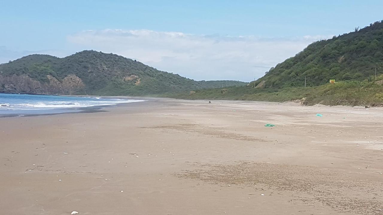 Hospedaje Algarrobo 马查利亚 外观 照片